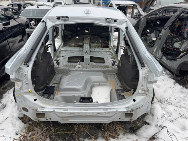 Амортизатор ляди 31689669 VOLVO
