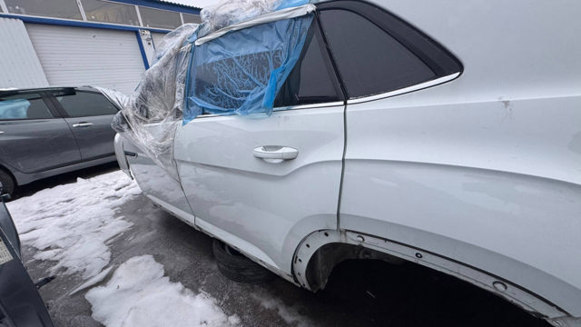 Боковина кузова ліва 3CM809835 VAG