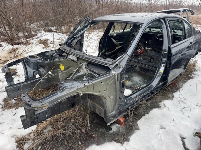 Отвір передніх лівих дверей 41007298175 BMW
