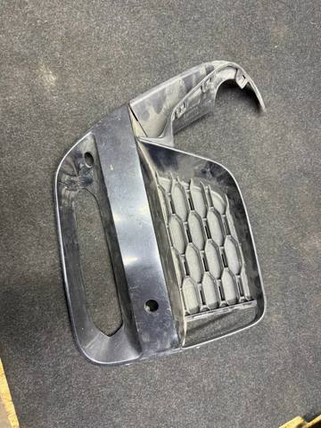 Накладка бампера переднього 51118070394 BMW