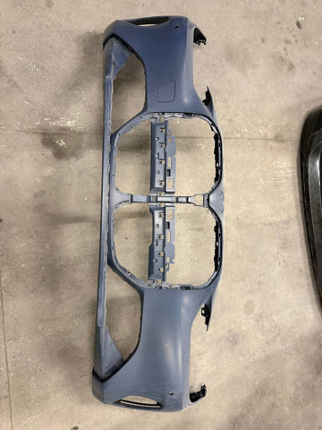 Бампер передній 51119854240 BMW