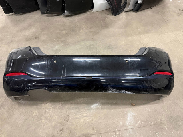 Буфер (бампер) задній 51127496125 BMW