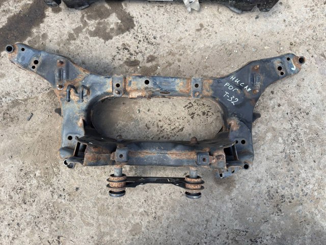 Підвіска задня 554004BF0A NISSAN