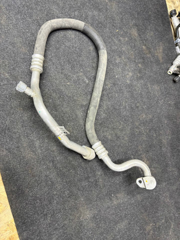 Трубопроводи 64536841355 BMW