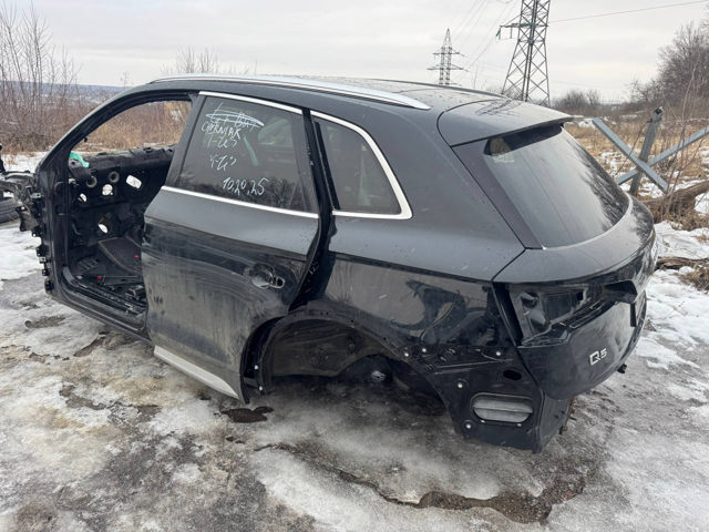 Бічна частина задня ліва 80A809837STL VAG