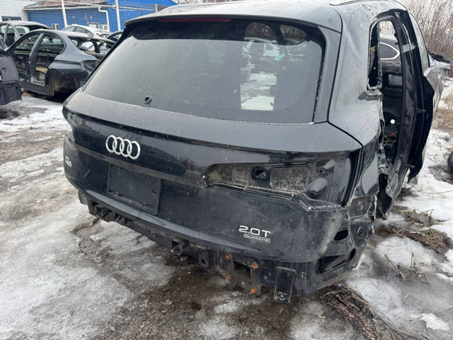 Задня панель багажника 80A813303ASTL VAG