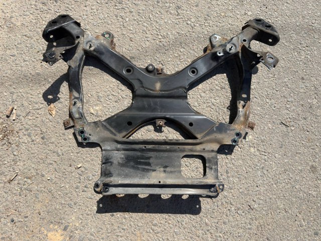 Передня балка 80B399347L VAG