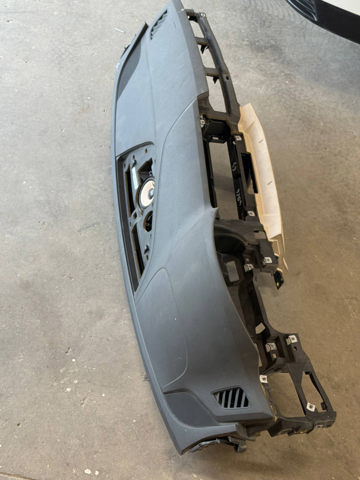 Панель приладів торпеди 8W1857001KMBX VAG