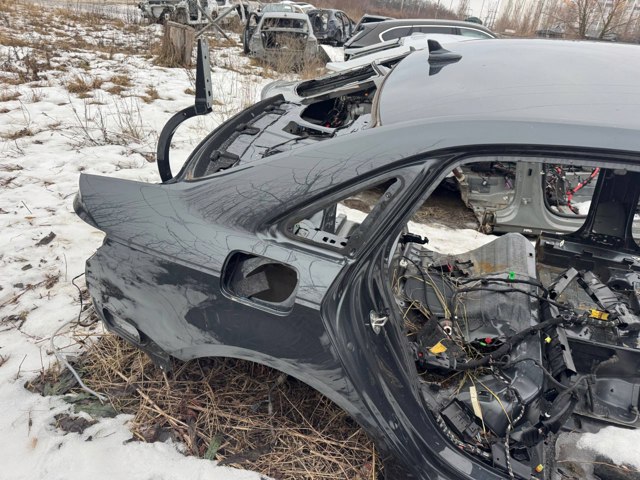 Бічна частина задні праві 8W5810076 VAG