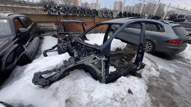Стійка бічна 95B809021YGRV PORSCHE