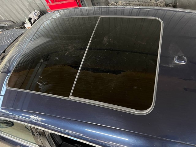 Деталі люків облицювання кузова 95B877941 PORSCHE