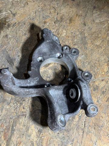 Цапфа поворотного кулака A2223500941 MERCEDES