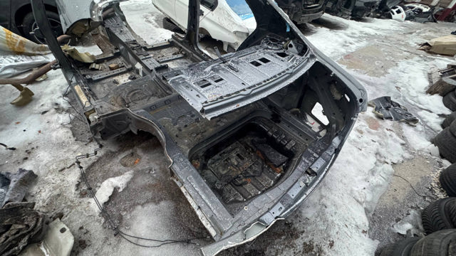 Панель задня, багажного відсіку A2226403300 MERCEDES