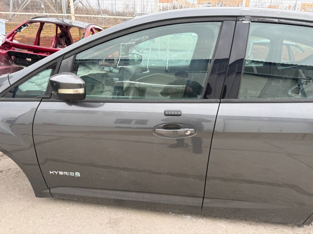 Дверь передня ліва DM5Z5820125B FORD
