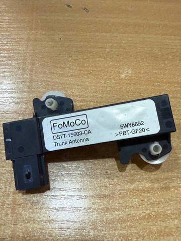 Підсилювач сигналу антени DS7T15603CA FORD