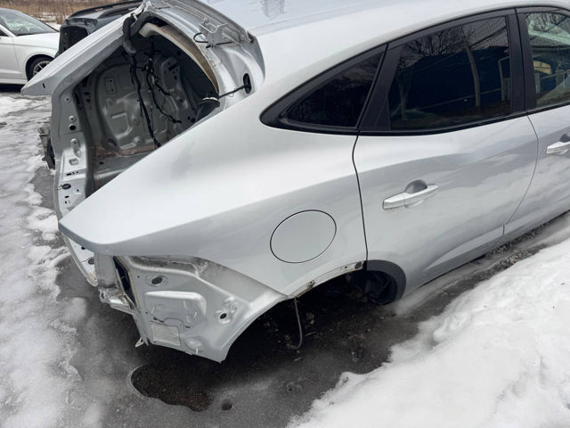 Крило заднє праве J9C6054 JAGUAR