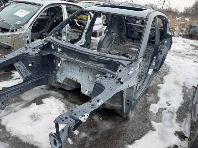 Панель бризковика моторного відсіку, ліва KB7W54210 MAZDA