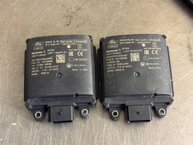 Датчик контролю мертвої зони, задній LJ6T14D453AC FORD