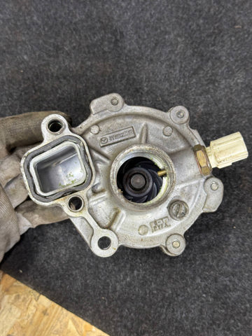 Насос системи охолодження PYFA15010C MAZDA