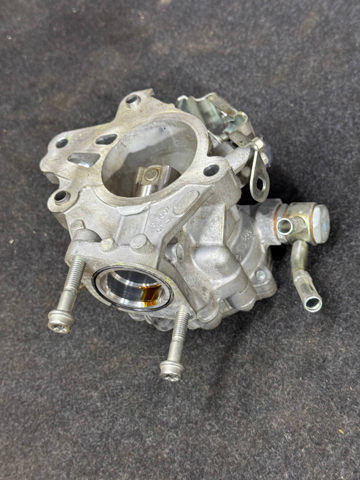 Насос вакуумний PYFA18G00A MAZDA