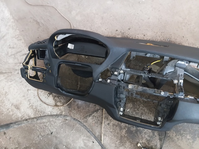 Передня панель 51456974555 BMW