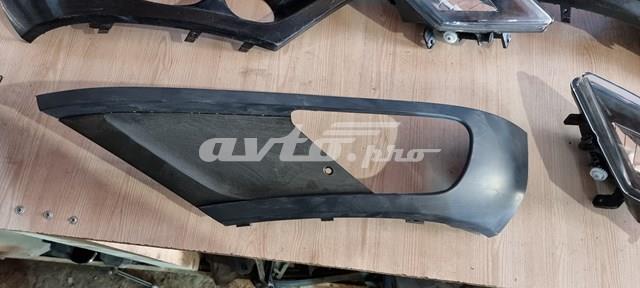 Решітка протитуманних фар ліва 7P6807489 VAG