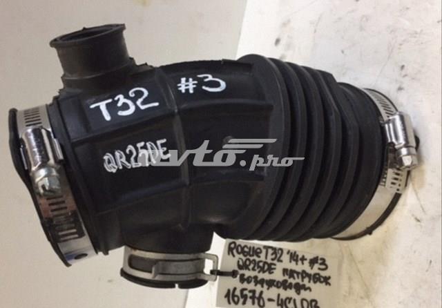 Патрубок повітряний, вихід повітряного фільтра 165764CL0B NISSAN