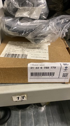 Опора стійки амортизатора заднього 33526788779 BMW