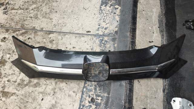 Накладка решітки радіатора 71122T7A000 HONDA