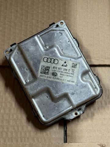 Модуль керування (ЕБУ) світлом фар 8V0907399D VAG