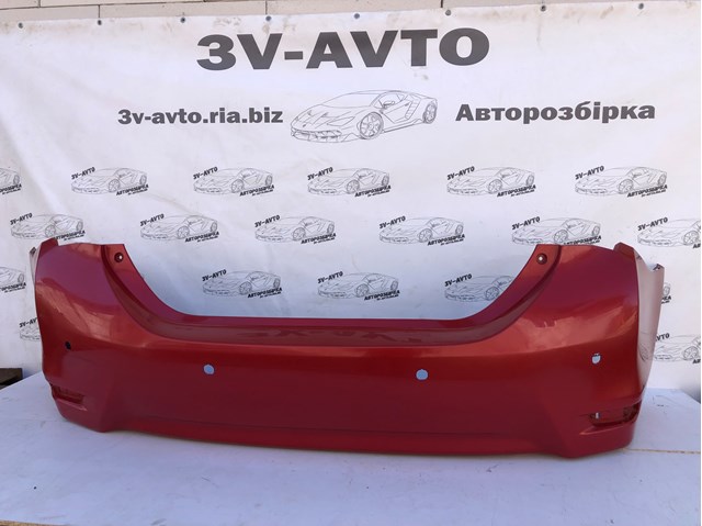 Буфер (бампер) задній 5215902A20 TOYOTA