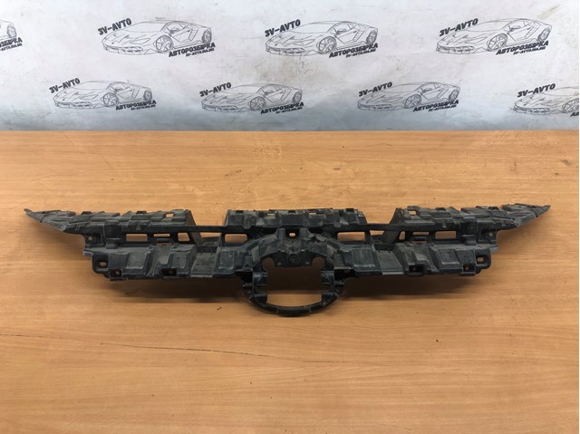 Кронштейн решітки радіатора 5311542010 TOYOTA