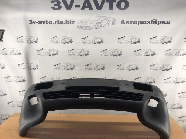 Бампер передній в зборі 893807101C VAG