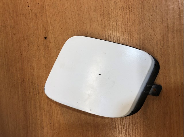 Заглушка бампера буксирувального гака, задня 8P4807441 VAG
