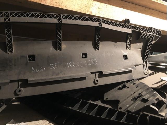 Спойлер бампера 8R0807233 VAG