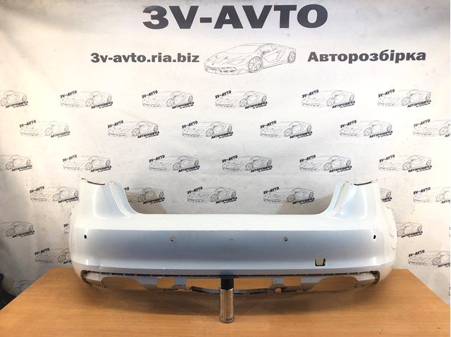 Кожух бампера заднього 8V4807511 VAG