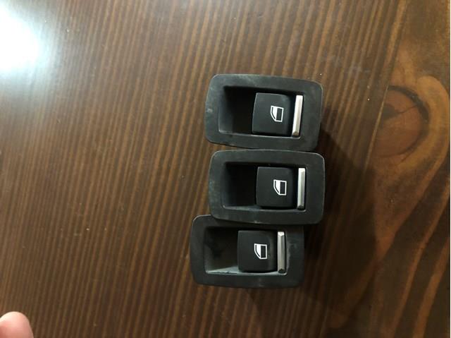 Кнопка підйомника задніх стекол 9267078 BMW