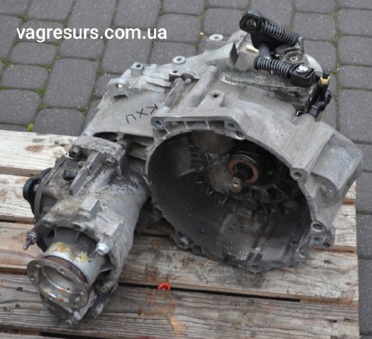 Коробка механіка в зборі 02Q300012C VAG