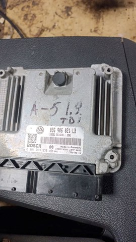 Модуль управління двигуном 03G906021LB VAG