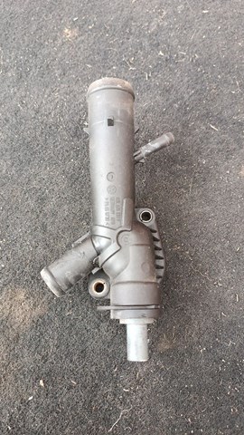 Водяний патрубок 03L121131F VAG