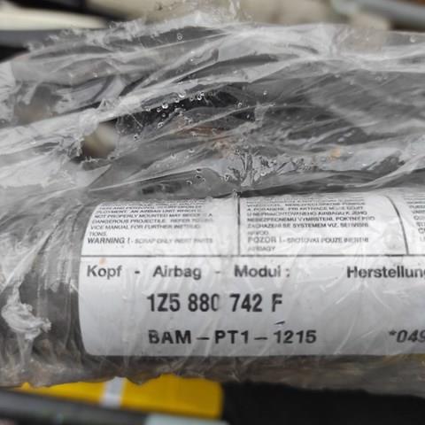 Подушка безпеки, збоку права айрбег 1Z5880742F VAG