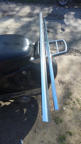 Молдинг передньої лівої двері 3C8853071 VAG