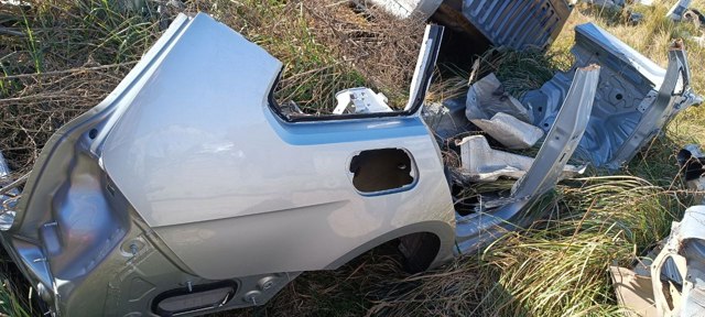Кузовщина права 5G9809844 VAG