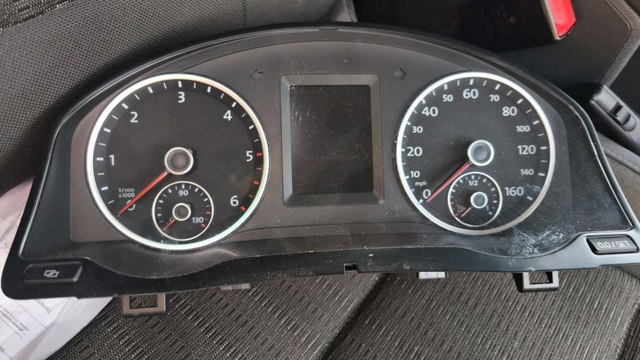 Щиток приладів 5N0920982D VAG