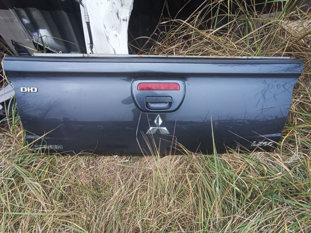 Борт задній платформи 6724A004 MITSUBISHI