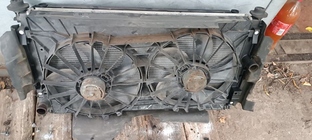Вентилятор кондиціонера, правий 68031872AA CHRYSLER
