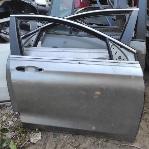 Дверка передня права 68248176AC CHRYSLER