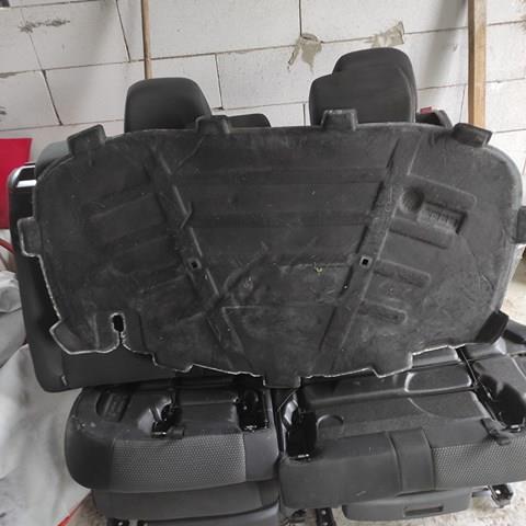 Термошумоізоляція капота 8V0863825 VAG
