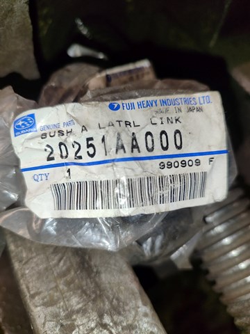 Сайлентблок заднього поперечного важеля, зовнішній 20251AA000 SUBARU