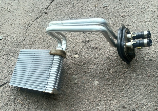 Радіатор пічки (обігрівача) 5166610 FORD